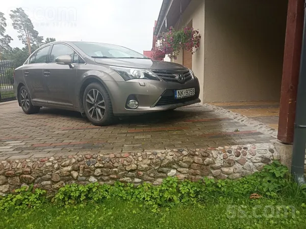 Toyota Pārdod Toyota Avensis – 2014. gads, 2.0 benzīns (V