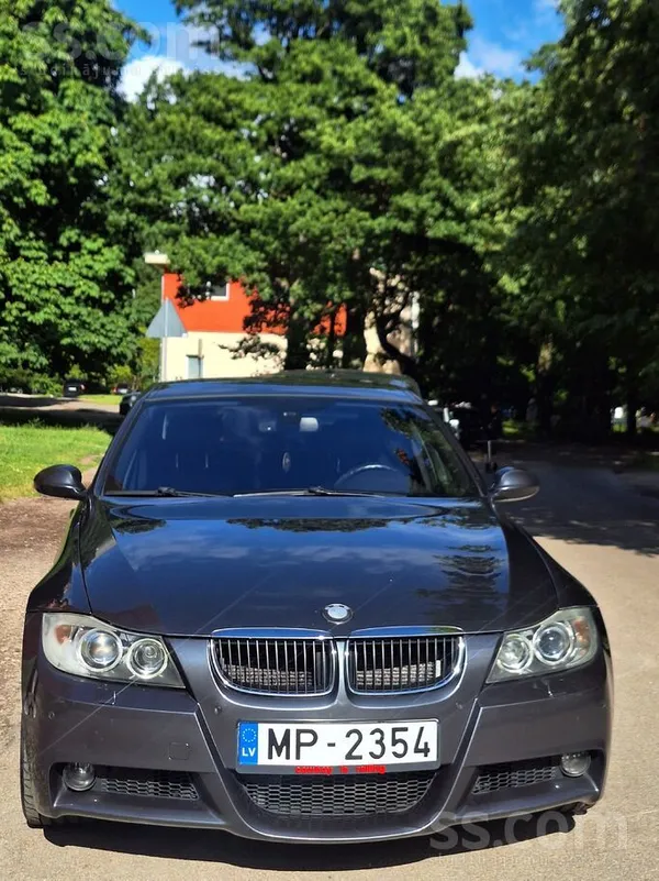 BMW Pārdodu Bmw 320d (e90) ar manuālo ātrumkarbu, čipo