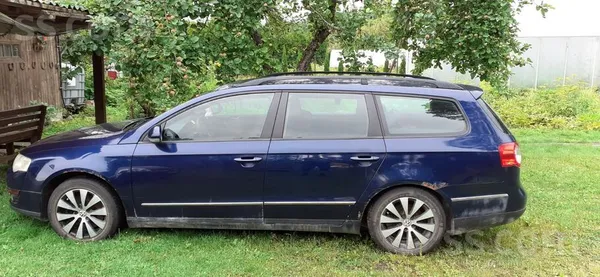 Volkswagen Pārdod lietotu auto, ir rūsa. Cena runājama. ...