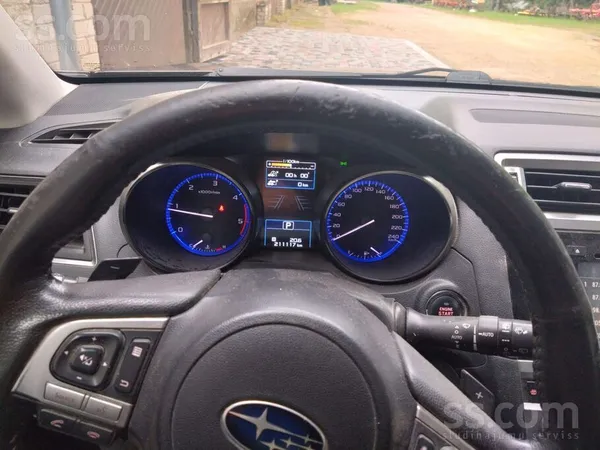 Subaru Pārdod Subaru Outback ar dzinēja defektu. Rūpnīcas
