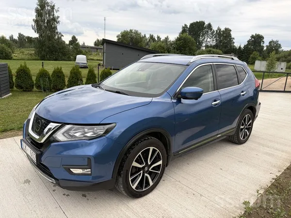 Nissan Pārdodu Nissan X-Trail 2018 gada . Ļoti labā tehni