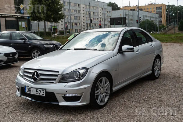Mercedes MB C200 Amg no Itālijas, auto oriģināla Amg pakotn