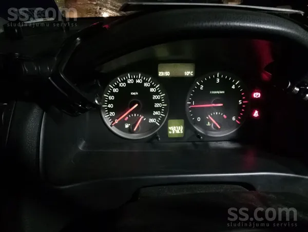 Volvo Больше информации по телефону. торг у капота ...