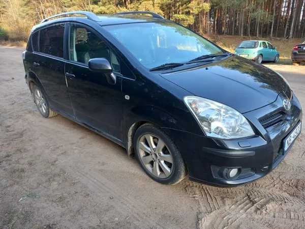 Toyota Продаю 7 местную Toyota Corolla Verso. 2, 2d 2008 