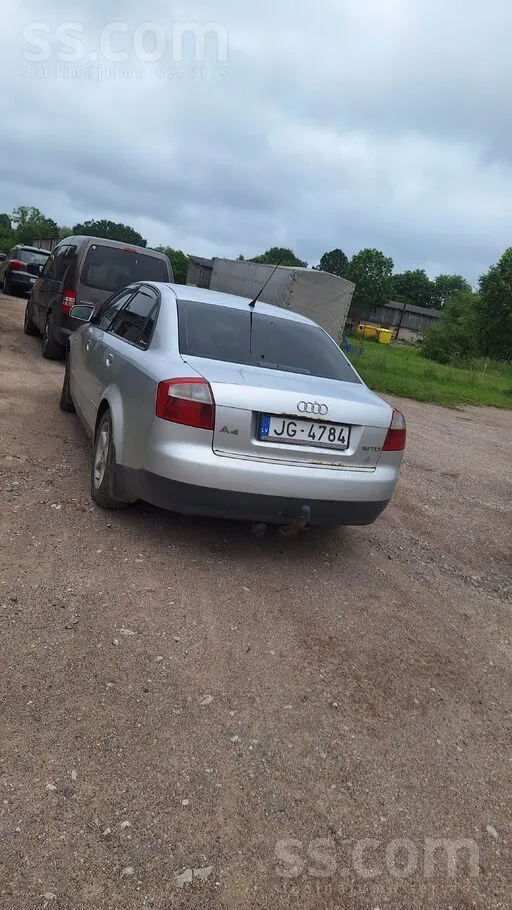 Audi Vizuāli defekti, sīkak zvanot ...