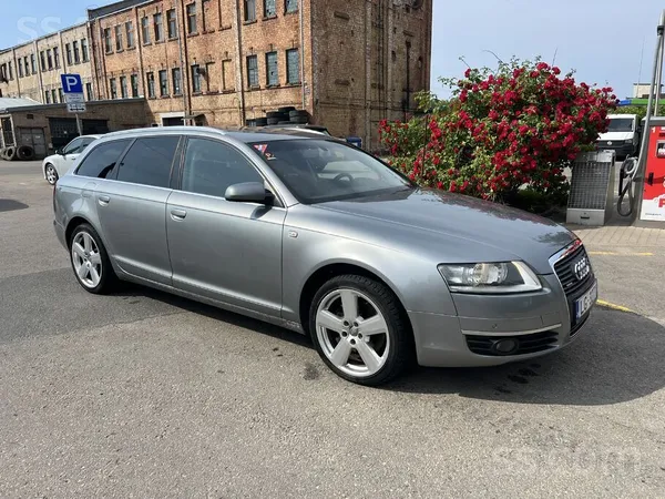 Audi Pārdod savam gadam vizuāli atbilstošu un tehniski 