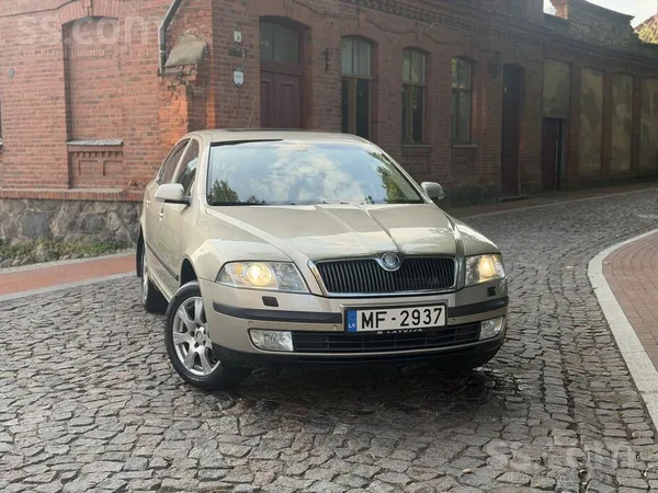 Skoda Škoda Octavia 2.0b/automāts, Tikko izieta TA, Xeno