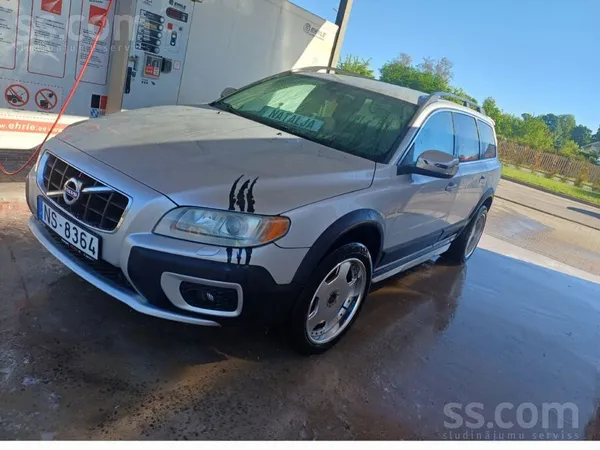 Volvo Volvo Xc70 D5 Fwd 2.4l (129kW ) Summum Pilnā kompl