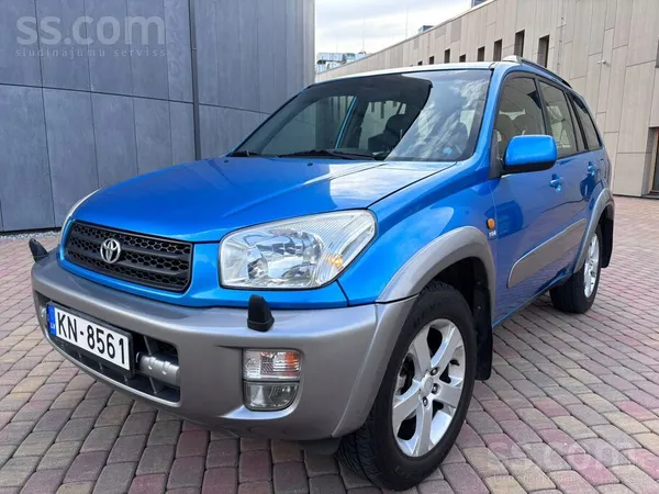 Toyota Pārdodu Toyota Rav4 ar automātisko ātrumkārbu, ben
