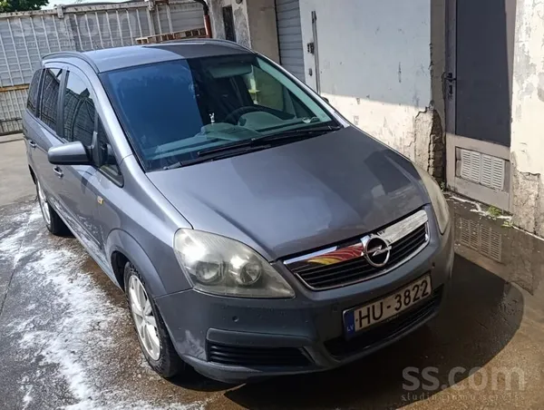 Opel Pārdodu opel zafiru 1.9dizels, 6 ātrumi 7 vietas, 