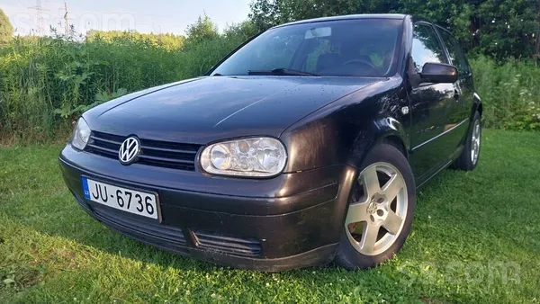 Volkswagen Pārdodu ceturtās paaudzes VW Golf. Priekš saviem g