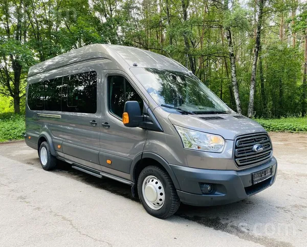 Ford Teicāmā stavokļī. 38000km. Cena ar Pvn. 18 vietas
