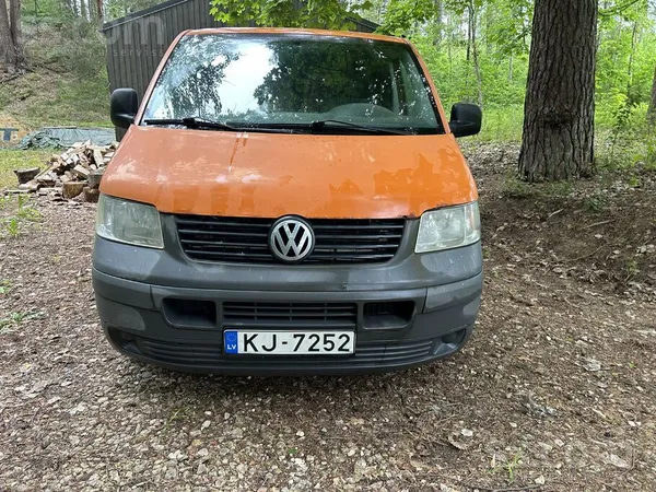Продаётся Volkswagen Transporter T5 с новым двигателем. Общий пробег автомоб