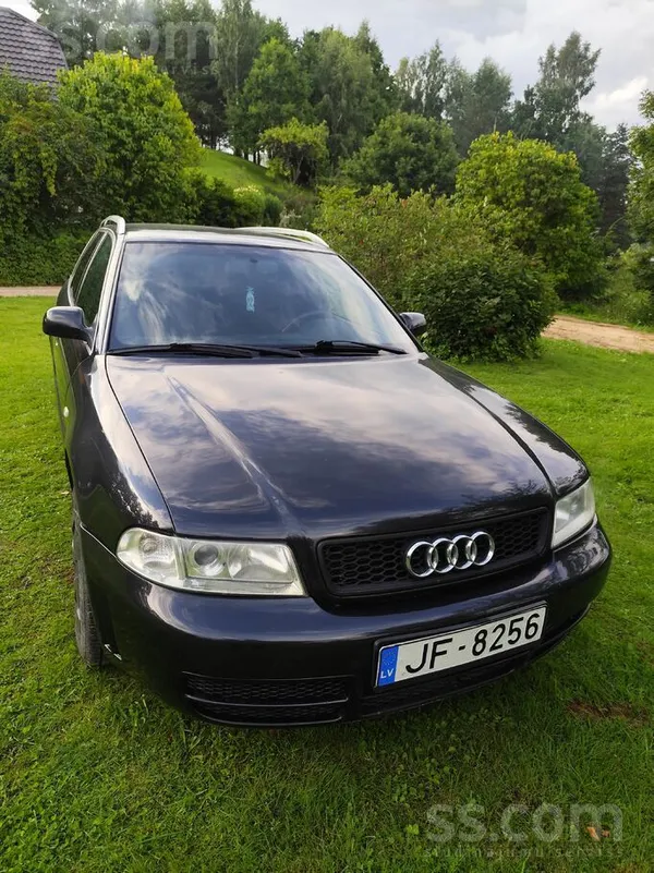 Audi Pārdodu audi A4, ar uzticamo sūkņa motoru 1.9 Tdi 