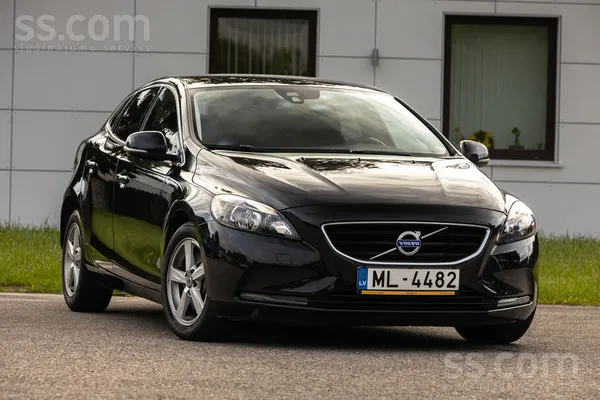 Volvo Volvo v40 individuals modelis 2d 140, loti bagāts 