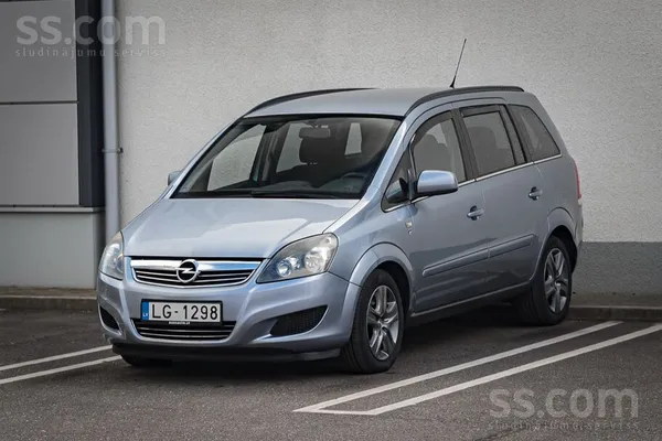 Opel Opel Zafira 1.9 dīzelis 7vietas, Mehānika. 