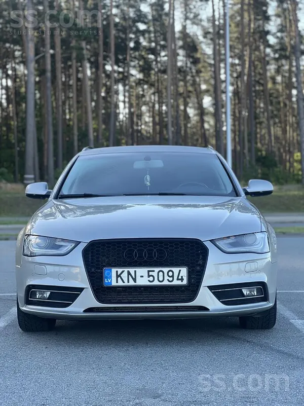 Audi Tiek pārdots akurats, uzticams ģimenes draugs. 