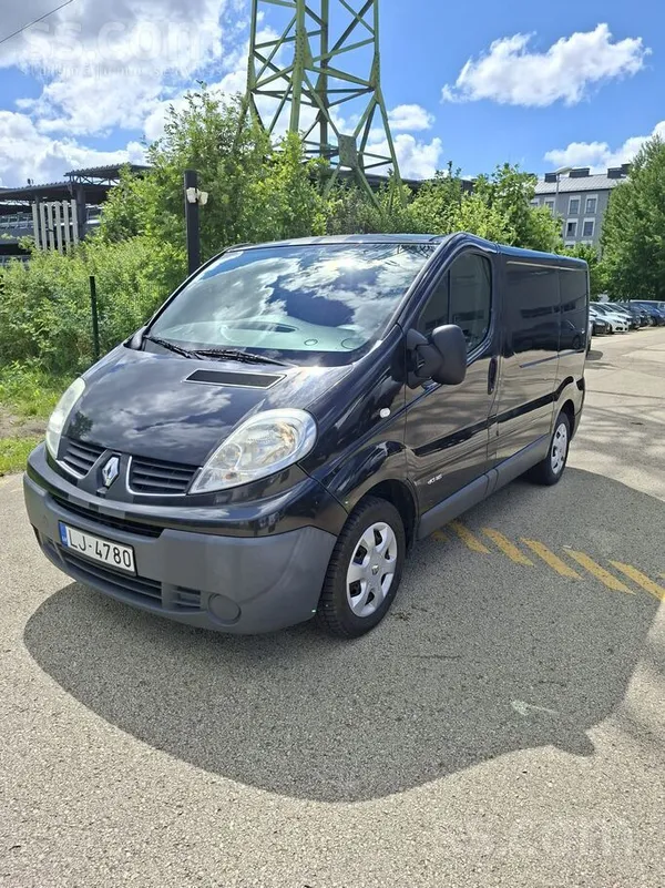 Renault Pārdodu Renault Trafic labā tehniskā un vizuālā st