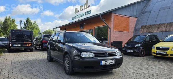 Volkswagen Zolīds Golfs ar TA līdz 15.05.2027. Edition komple