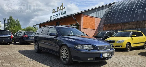 Volvo TA līdz 29.09.2026. Daudz labu ekstru. Daudzfunkci