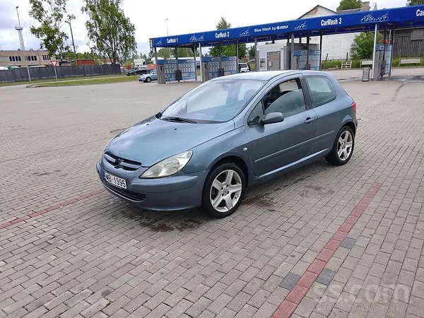 Peugeot Auto labā braucamā stāvoklī , sīki vizuāli defekti
