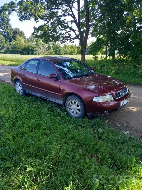 Audi Pārdodu ejošu auto ar TA līdz augustam.