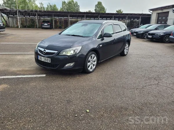 Opel Pardodu ļoti labu Opel Astra 2.0 dīzelis, ar pilna
