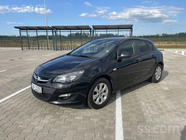 Opel Pārdodu ļoti labu Opel Astra J (facelift)2015.gada