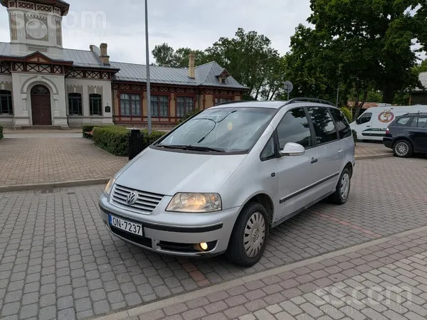 Volkswagen Pārdodu Volkswagen Sharan 1.9Tdi, 2005. gada. Vien