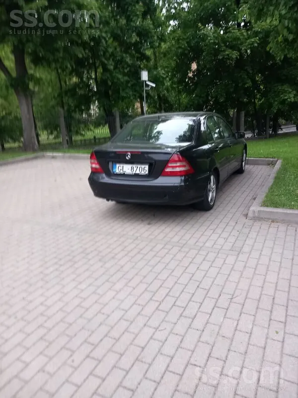 Mercedes Tirgojas labs autiņš, viss darbojas ka vajag. Prie