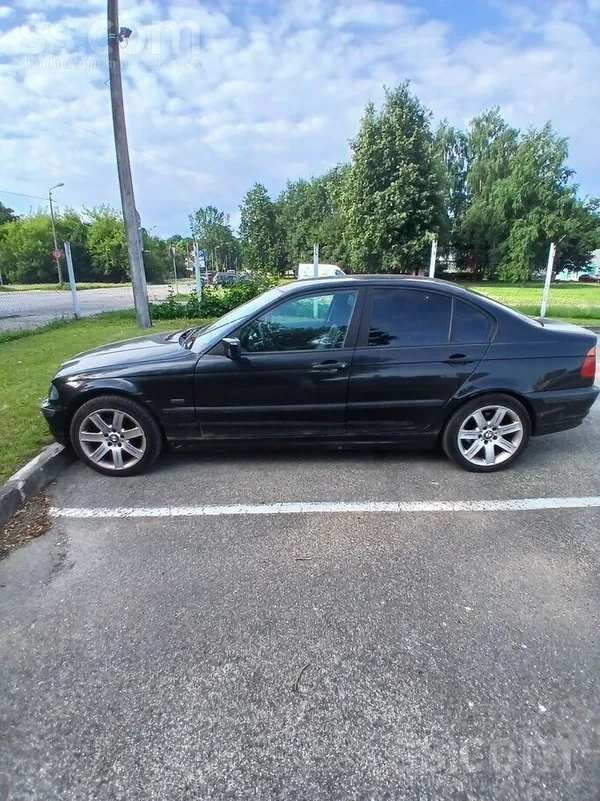 BMW Авто с визуальными деффектами, в дтп участие не пр