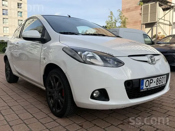 Mazda 300eur Pirmā iemaksa. Tikko no vācijas uz nomaksu 