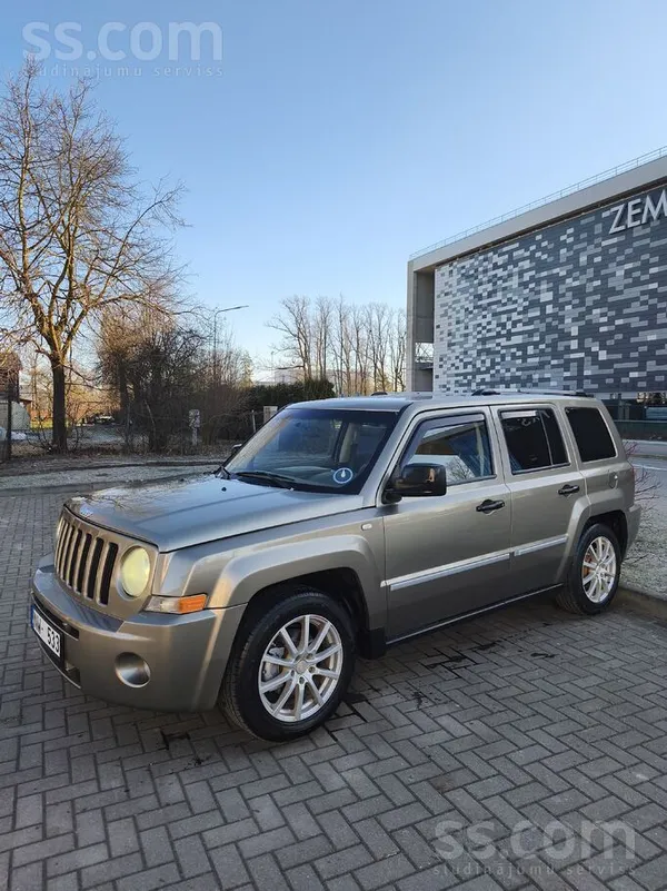 Pārdodu Jeep patriot 2007g 2.0d. 4wd. Auto ejošā kārtībā, ir defektiņi, ja ir intrese zvaniet, izstāstīšu telefoniski. atroda ...