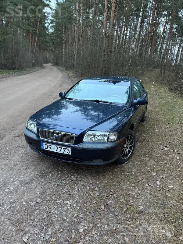 Volvo Jauni priekšējie lukturi, jaunas aizdedzes sveces,