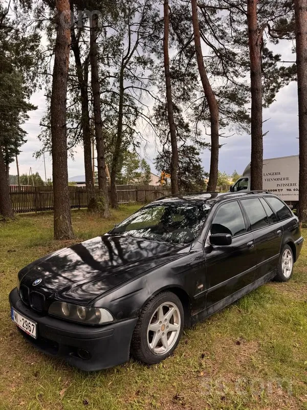BMW Pieejams Bmw 530d fl 142kw