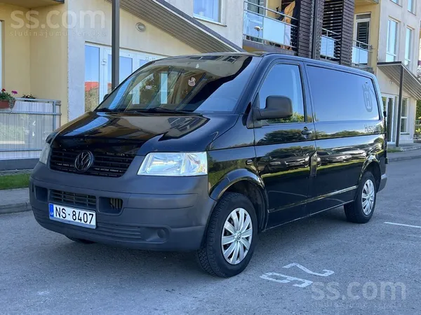 Volkswagen Laba stavokli. Laba tehniska stavokli. Kopts auto.