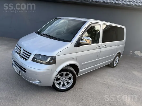 Volkswagen Pārdodu Volkswagen Multivan ar 2.5 dīzeļa dzinēju 