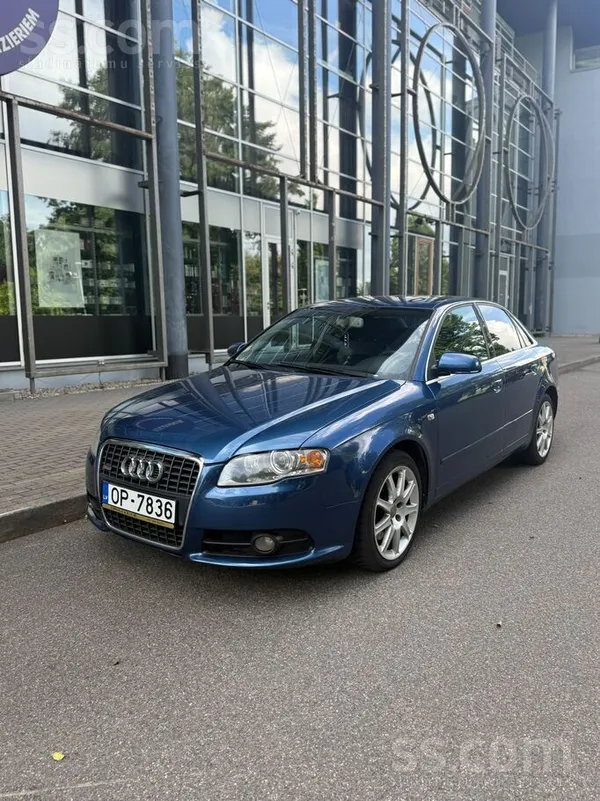 Audi 3700€