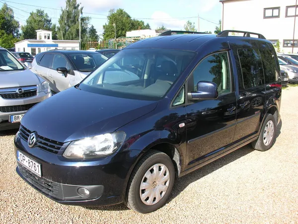 Volkswagen 1.6tdi 75kw. Automašīna tikko ievesta, labā tehnis