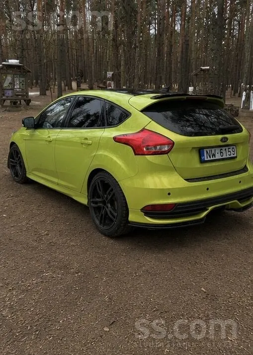 Ford Ford Focus hečbeks ar 1.6 dīzeļdzinēju un manuālo 