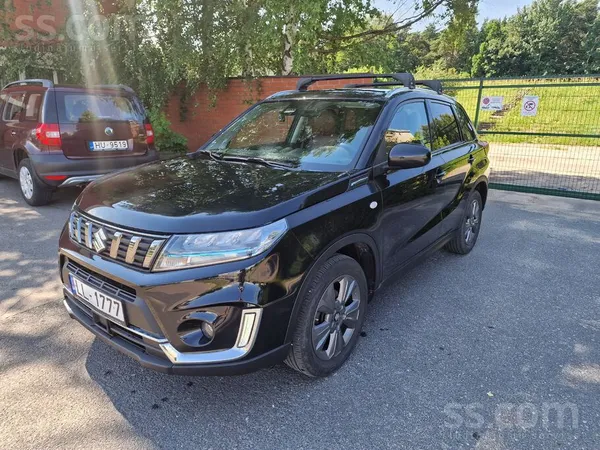 Jauna auto stavoklis. Masina pirkta jauna un uzreiz pa taisno uz pretrusas a