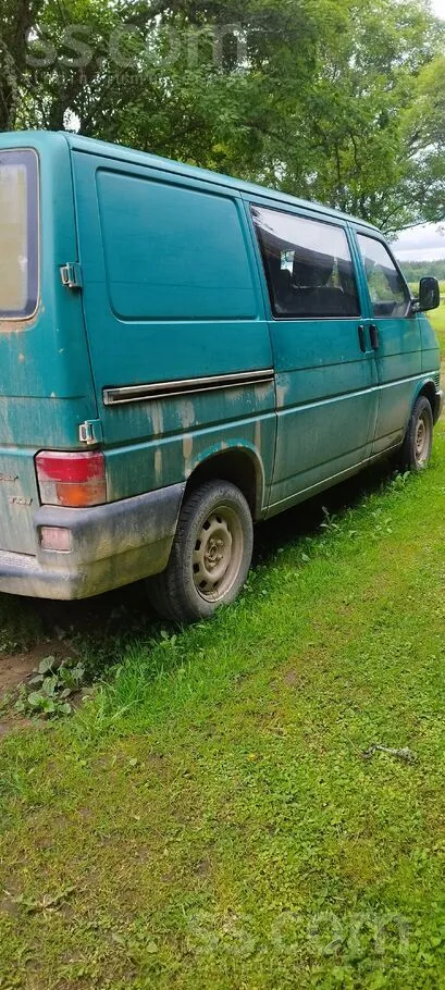 Volkswagen Uz nākamo skati vajadzīga metināšana. ...