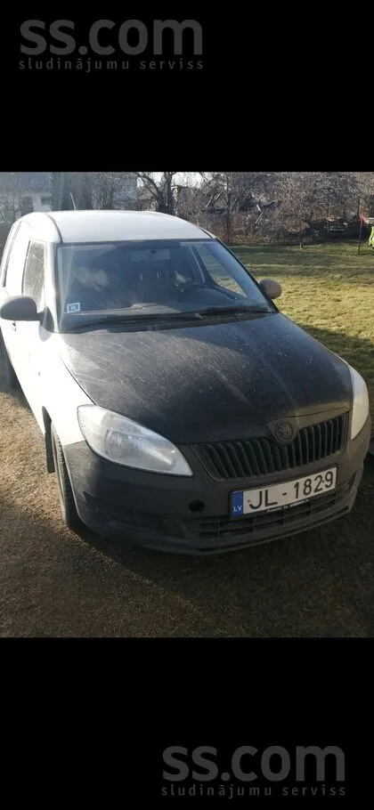 Labā tehniskā stāvoklī, ekonomisks darba auto. Eko sostema, pilnā komplektācijā. Kvepffiltrs izmazgāts
Mazlietotas ziemas ri ...