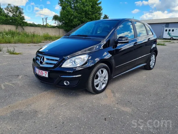 Mercedes Tikko no Francijas, Mercedes Benz B200, Automāts, 