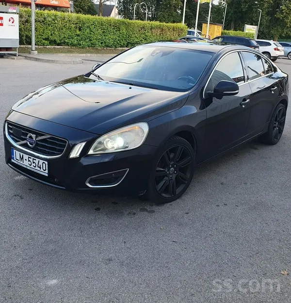 Volvo Pardodu volvo s60 2011gada 2.4dizels automats ar s