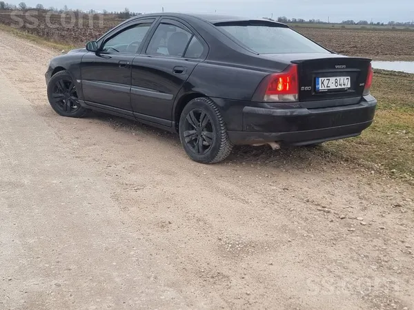 Volvo Labs S-60 , 2, 4i benzīns, 125 kw 170 zs labā tehn