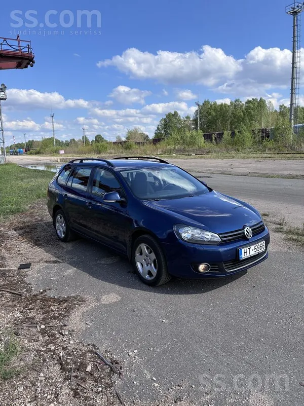 Volkswagen Pārdodu Volkswagen Golf 2011. gada, 1.4 Tsi. 