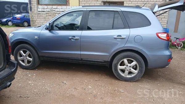 Hyundai Pārdodu, motora defekts, 4×4 darbojas. pirmstam au