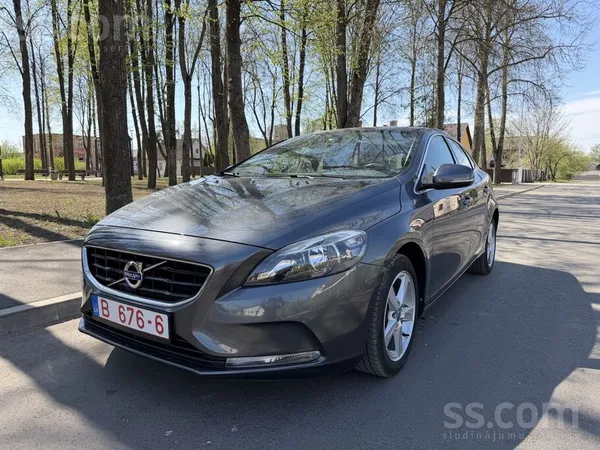 Volvo Volvo V40 T3 Mommentum Benzins 110kW