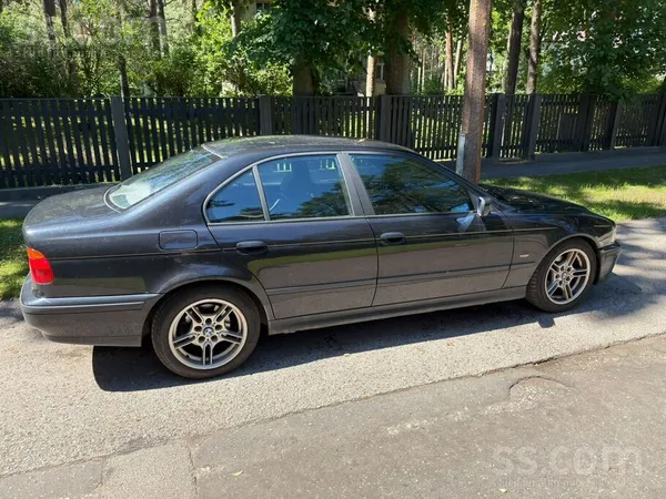 BMW Pārdodas E39 sedans ar M57 3.0 dīzeļdzinēju un aut